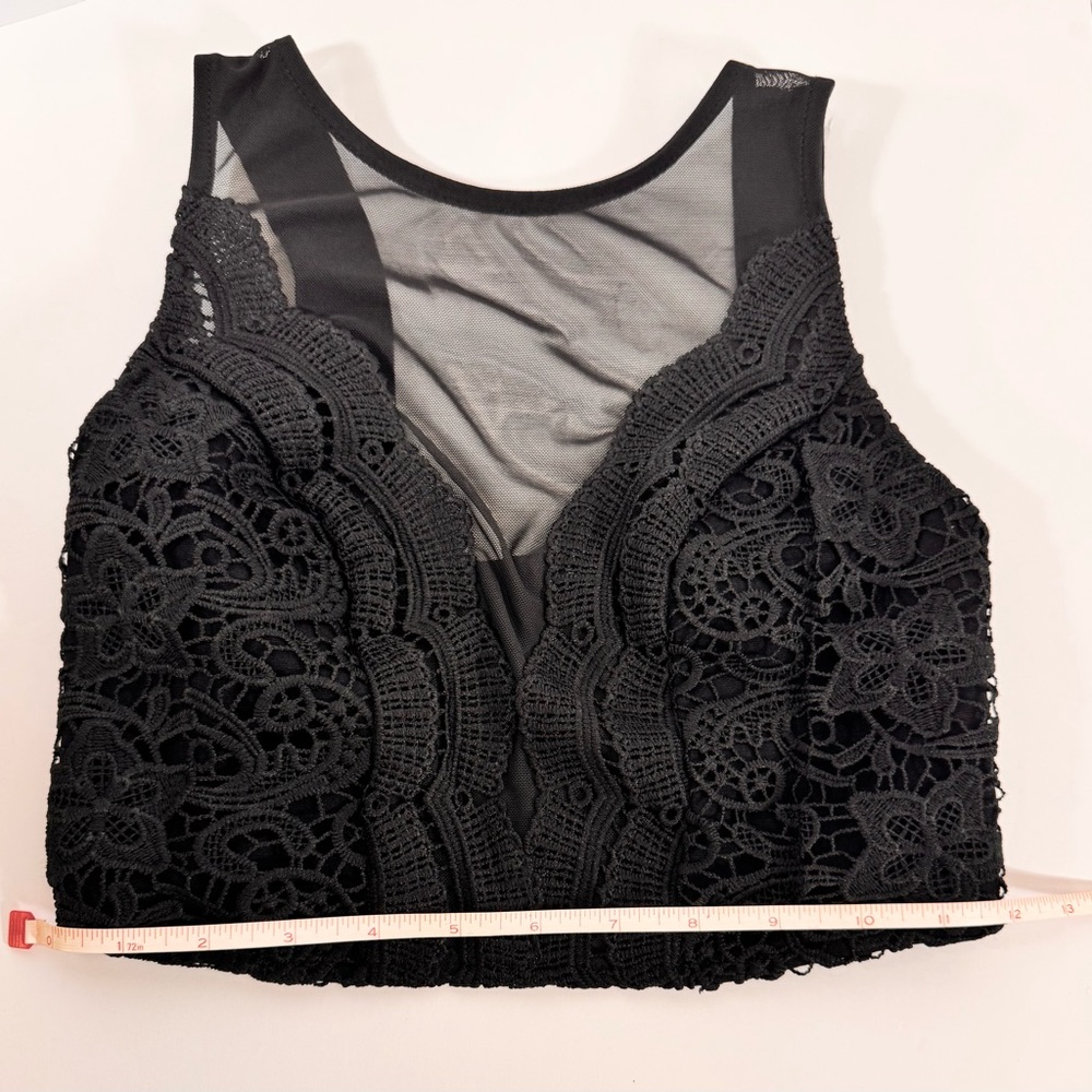 Windsor Small Black Knit Wit Crochet Crop Top - Picture 6 of 9